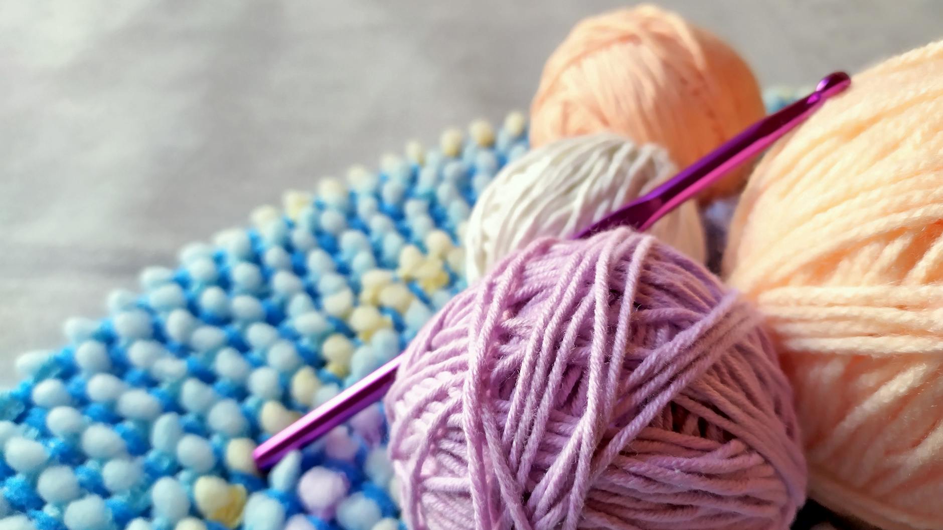 crochet twist - yarn crafting detail