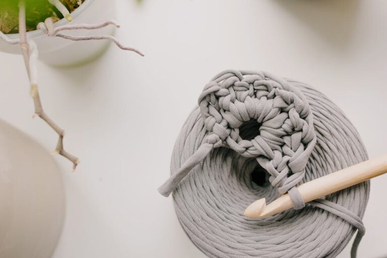 crochet plant pot cover
