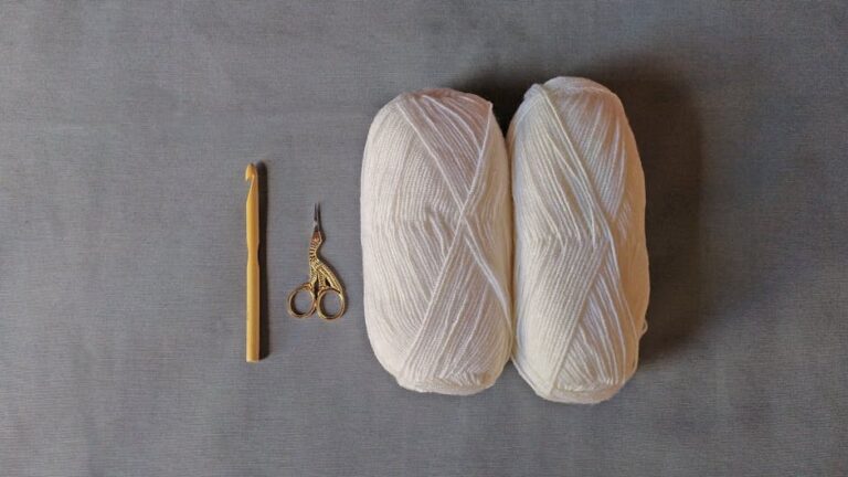 how to crochet in the round