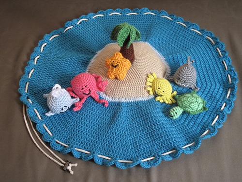 free crochet ocean toys patterns little squid design