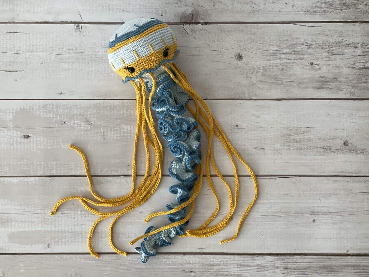 free crochet ocean toys patterns jag jellyfish design