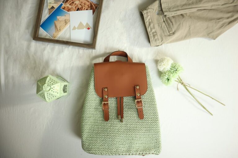 Finger crochet bag pattern – handcrafted crochet backpack with leather accents