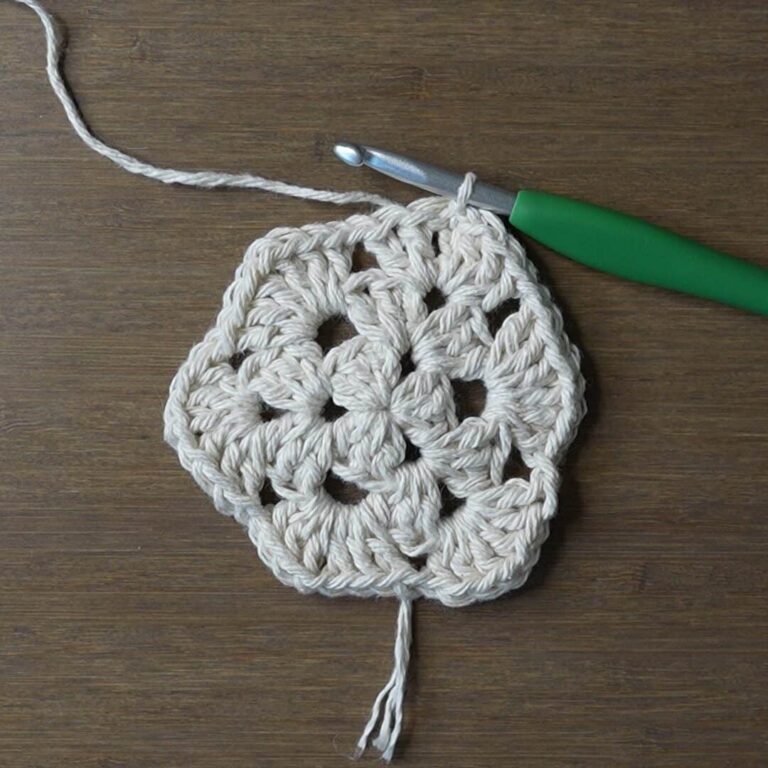 Granny Stitch Bucket Hat Free Crochet Pattern