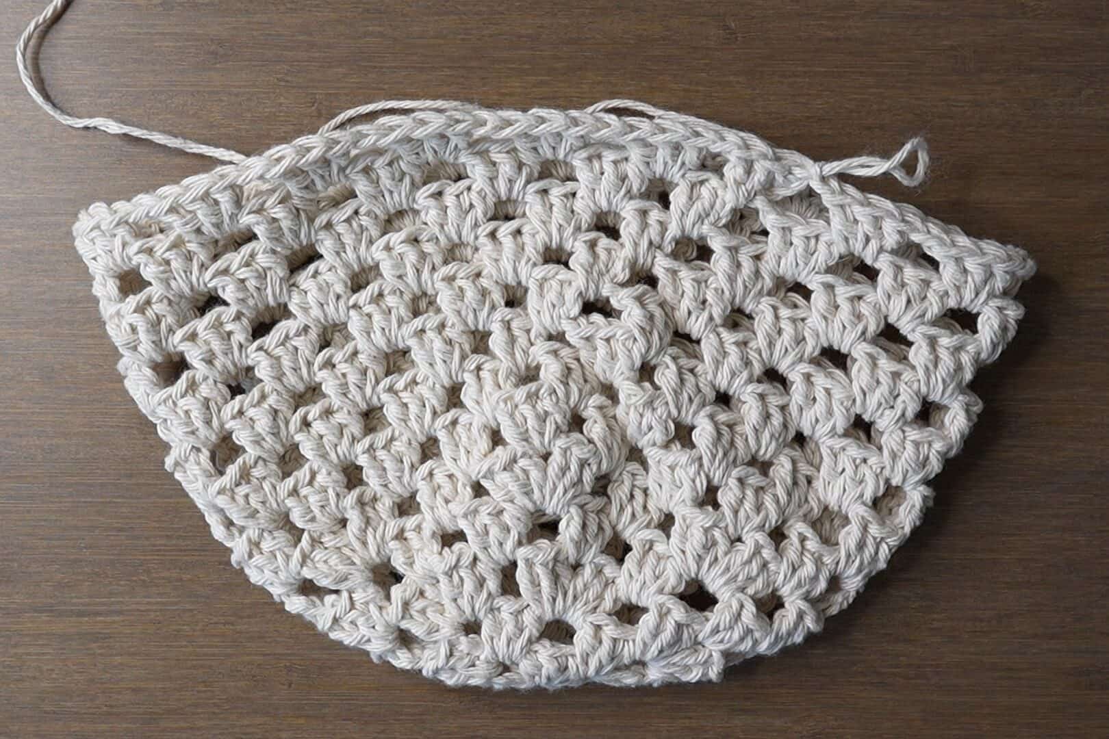 granny stitch bucket hat finished top view
