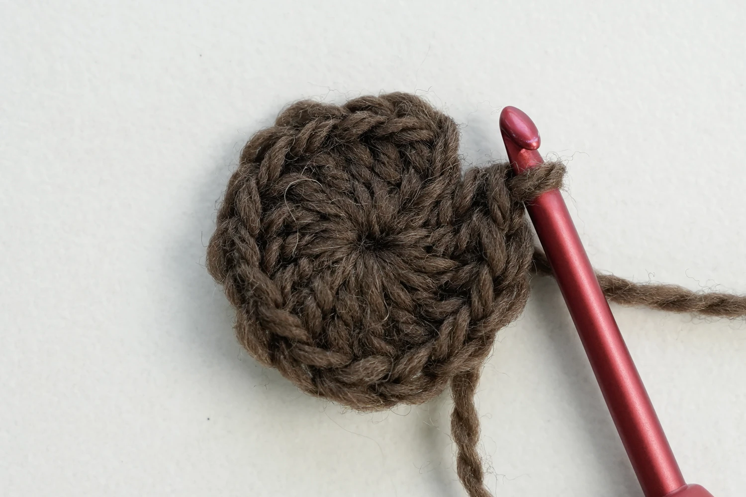 Yarn and hook setup for classic sunburst granny square