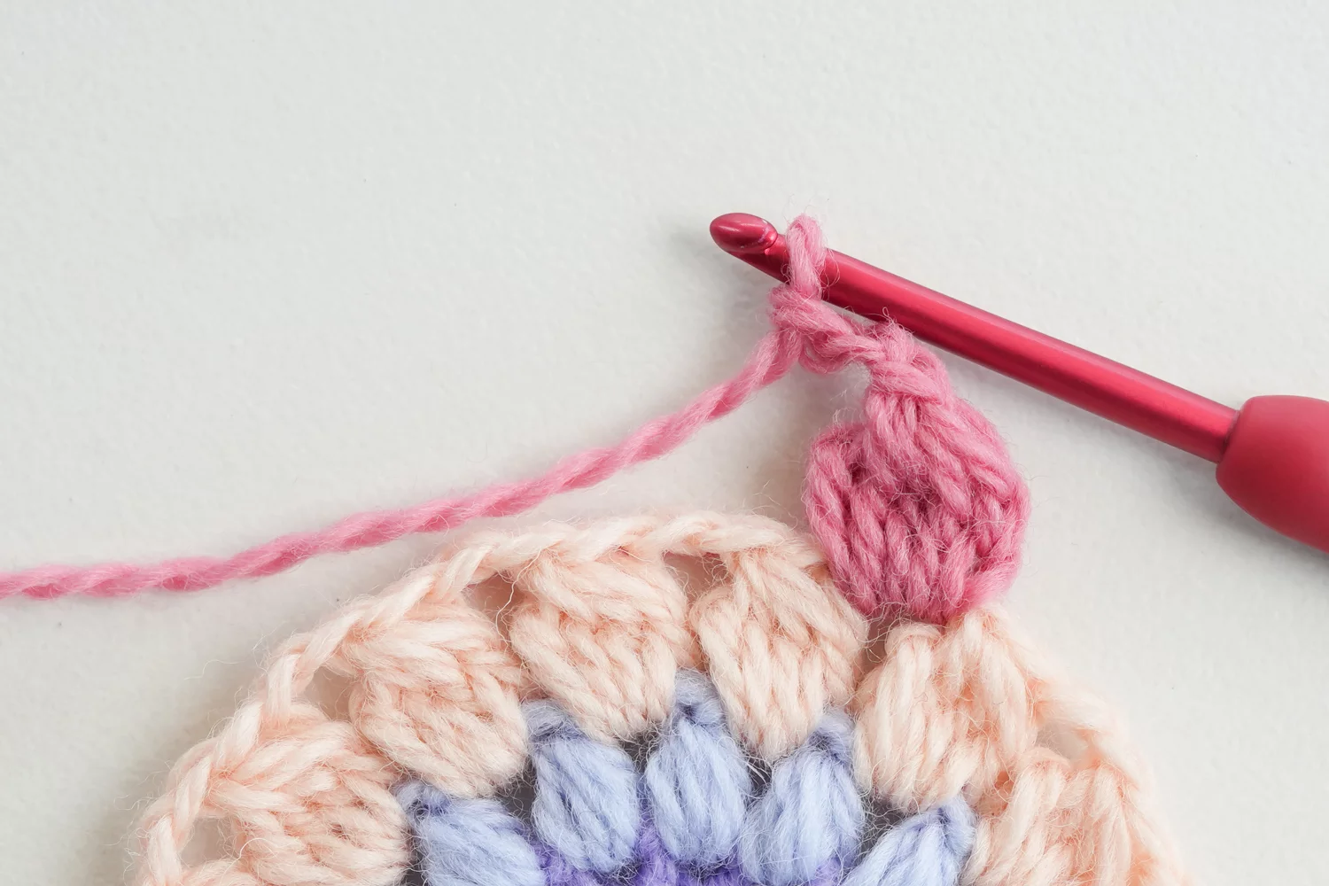 Large sunburst granny square conversion from circle to square shape