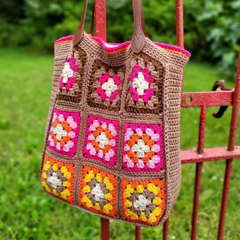 Granny Square Bag Patterns: 7 Free Designs