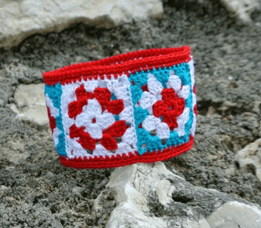 Crochet Spring Bracelet: 11 Ideas to inspire from!