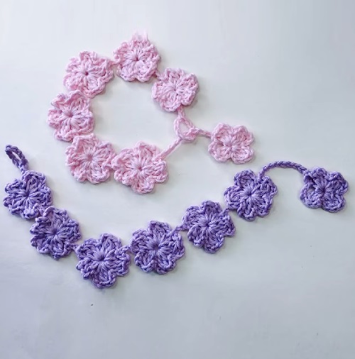 rose crochet spring bracelet pattern with leaves tutorial