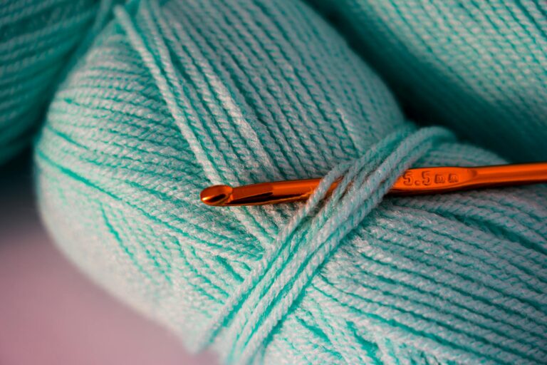 crochet foundation chain tutorial teal yarn with hook close up macro