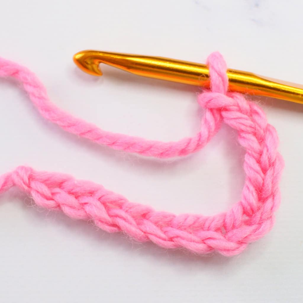 how to crochet a crochet foundation chain step by step tutorial