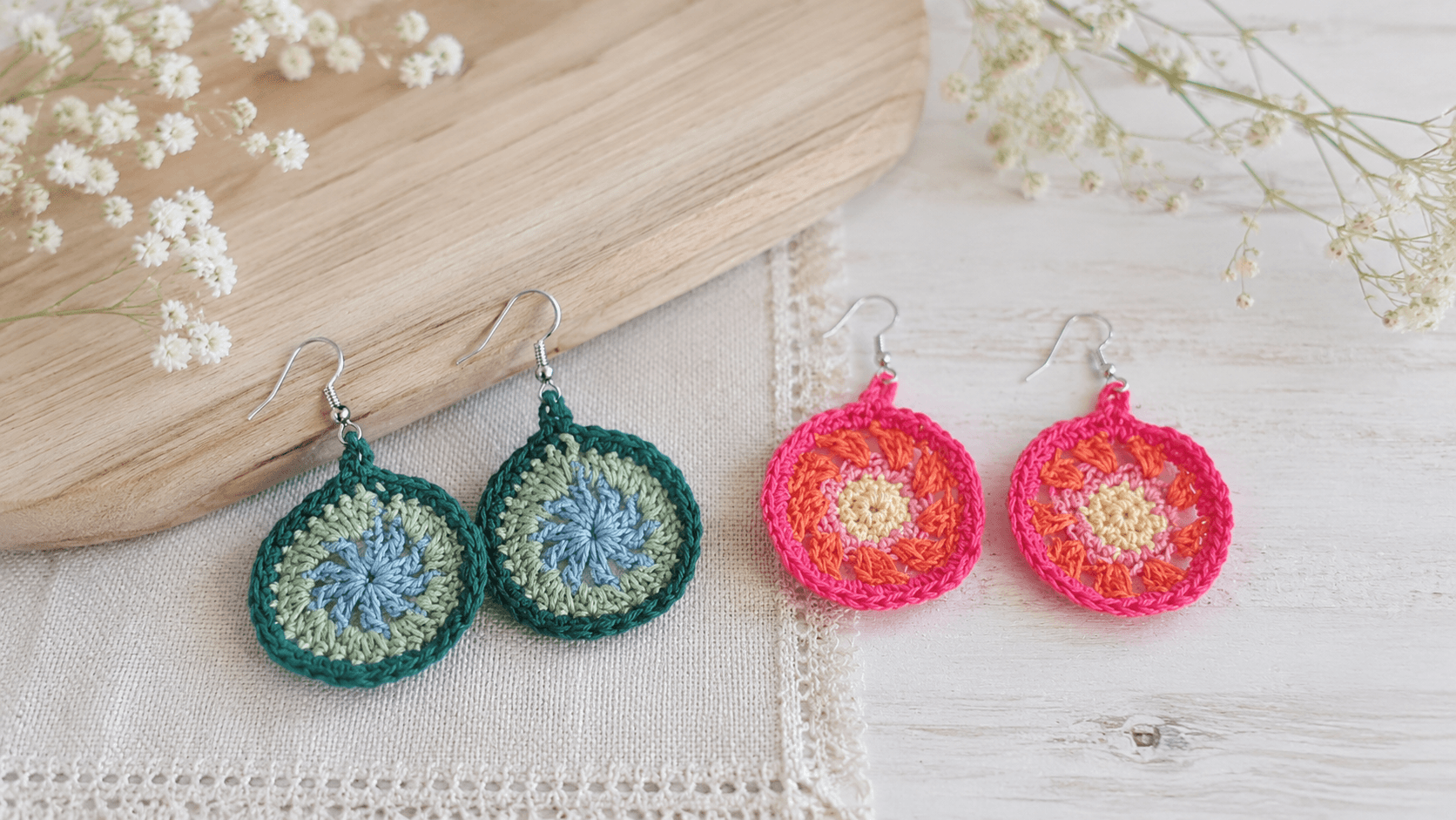 Round crochet earrings