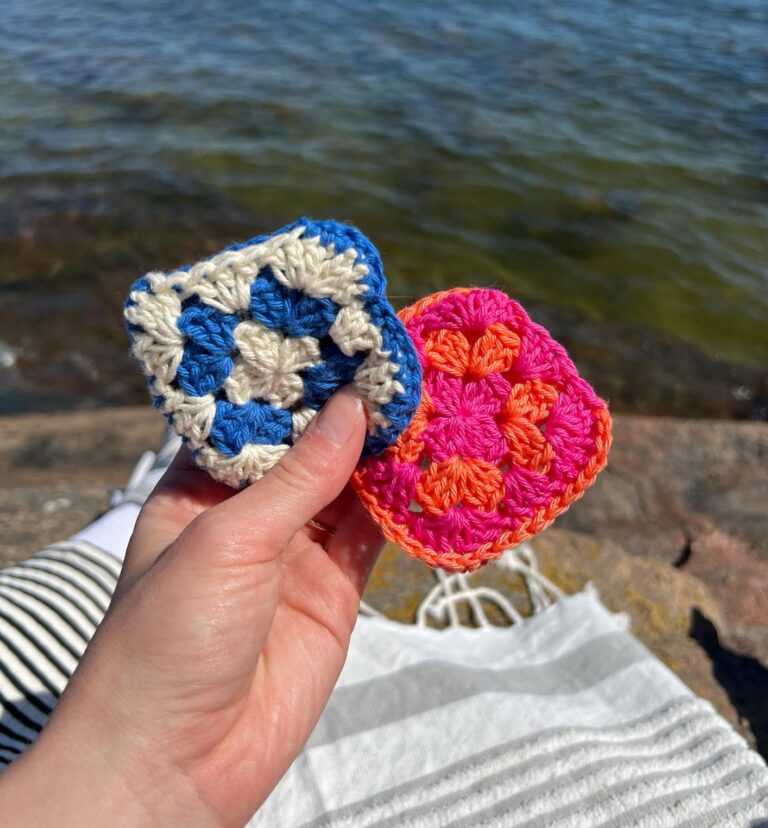Granny Square AirPods Case